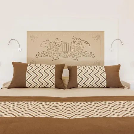 La Vinia Bed&Wine Experience - Adults Only Villa Sassari Room photo
